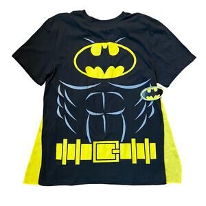 DC Comics Batman Men's LG Costume T-shirt With Cape Graphic T-shirt NWT